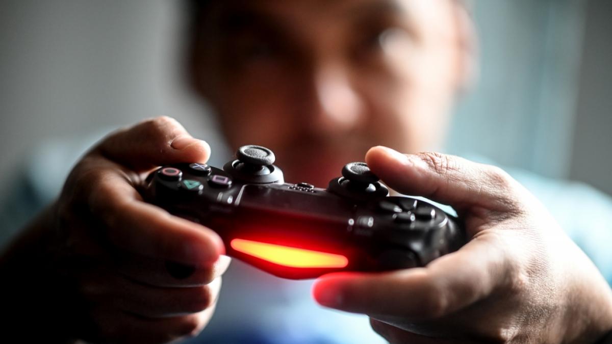 Die WHO warnt: Bei exzessivem Gaming kann es zu H&ouml;rsch&auml;den kommen. (Foto)