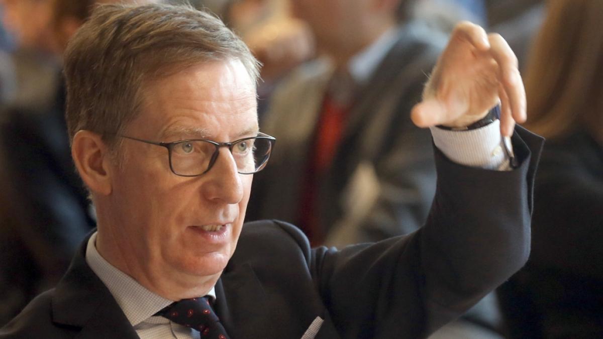 Michael H&uuml;ther, Direktor des Instituts der deutschen Wirtschaft, sieht die Ausweitung individueller Arbeitszeit als einzige L&ouml;sung, dem Fachkr&auml;ftemangel in Deutschland beizukommen. (Foto)