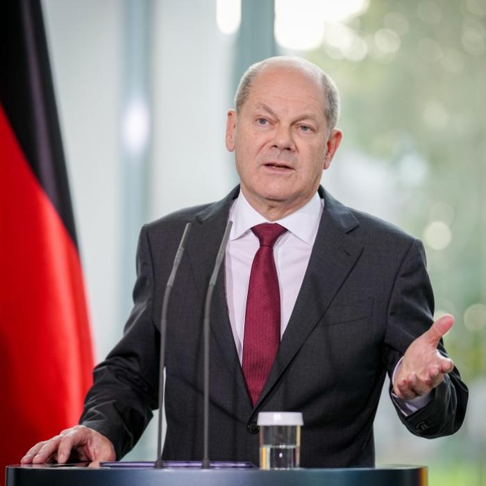Schock für ALLE Verbraucher! Gas-Geld soll erst im nächsten Jahr kommen