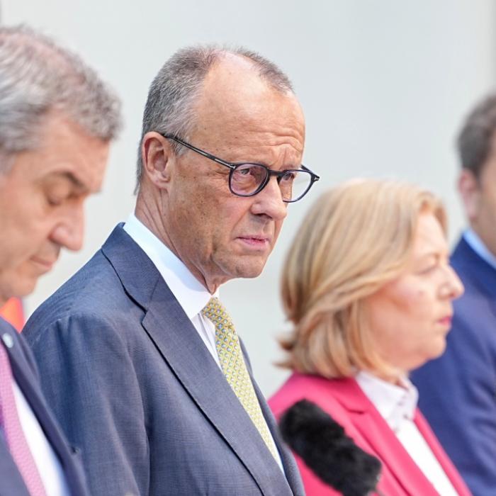 Sozialer Kollaps Deutschlands droht - CDU-Rebellion nach Wahlbeben