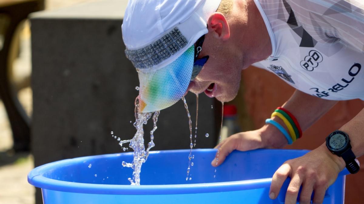 Abk&uuml;hlung tut bei der Ironman-EM selbst ohne extreme Wetterbedingungen Not. (Foto)