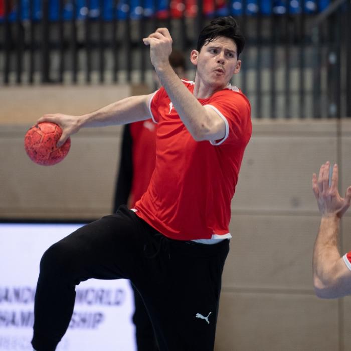 Liebe und Studium! Damit beschäftigt sich der Handball-Star sonst noch
