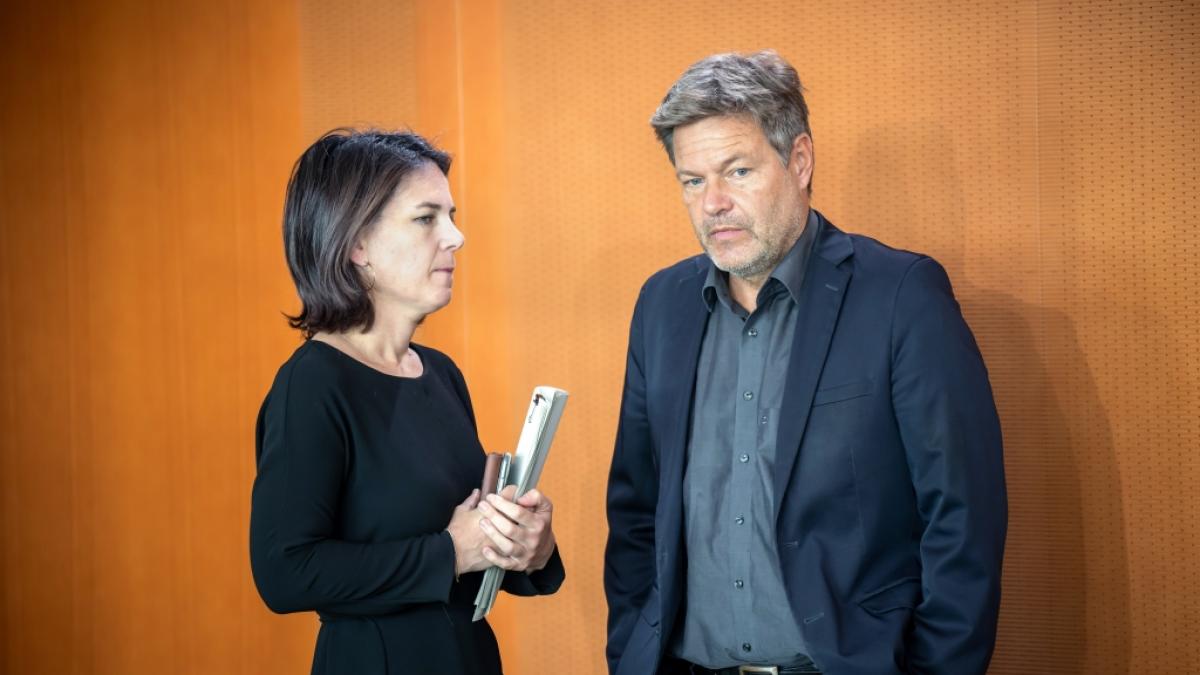 Annalena Baerbock und Robert Habeck (Gr&uuml;ne) sowie weitere Politiker anderer Parteien sorgten im September 2023 f&uuml;r Aufregung. (Foto)