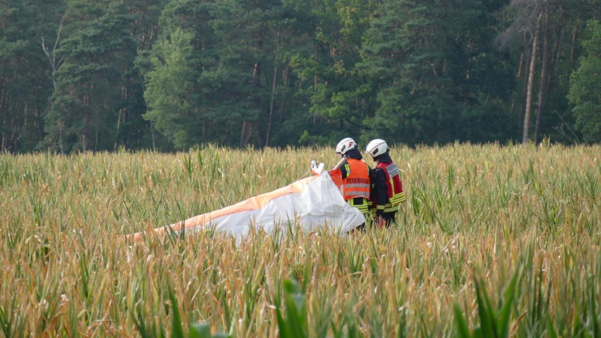 Beim Absturz eines Leichtdrachens im Landkreis Teltow-Fl&auml;ming (Brandenburg) sind zwei Menschen ums Leben gekommen. (Foto)