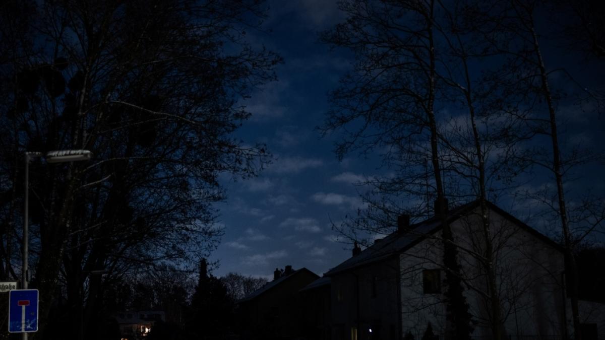 Zehntausende Menschen im S&uuml;dwesten von Berlin waren tagelang ohne Strom. (Foto)