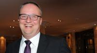Oliver Welke ist als Moderator der 