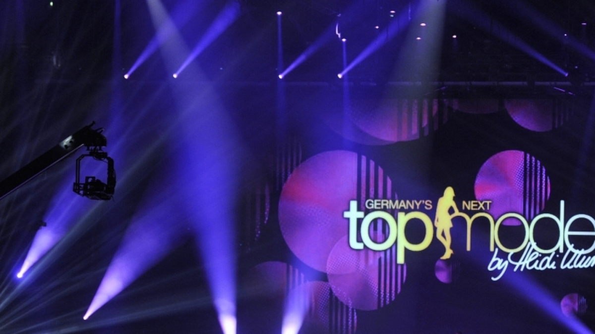 Enisa Bukvic ist als Kandidatin bei "Germany's Next Topmodel" 2019 dabei. (Foto)