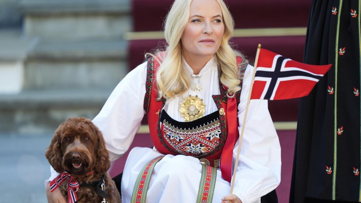 Norwegens Kronprinzessin Mette-Marit machte ihre Lungenfibrose-Diagnose 2018 publik - nun hat die Ehefrau von Kronprinz Haakon eine Spenderlunge transplantiert bekommen. (Foto)