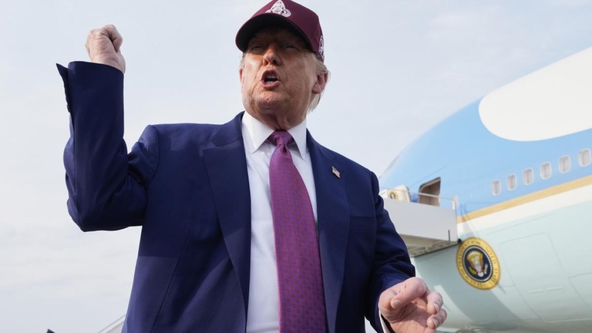 Auf unattraktive Querulanten hat Donald Trump bei seiner Milit&auml;rparade offenbar keine Lust. (Foto)