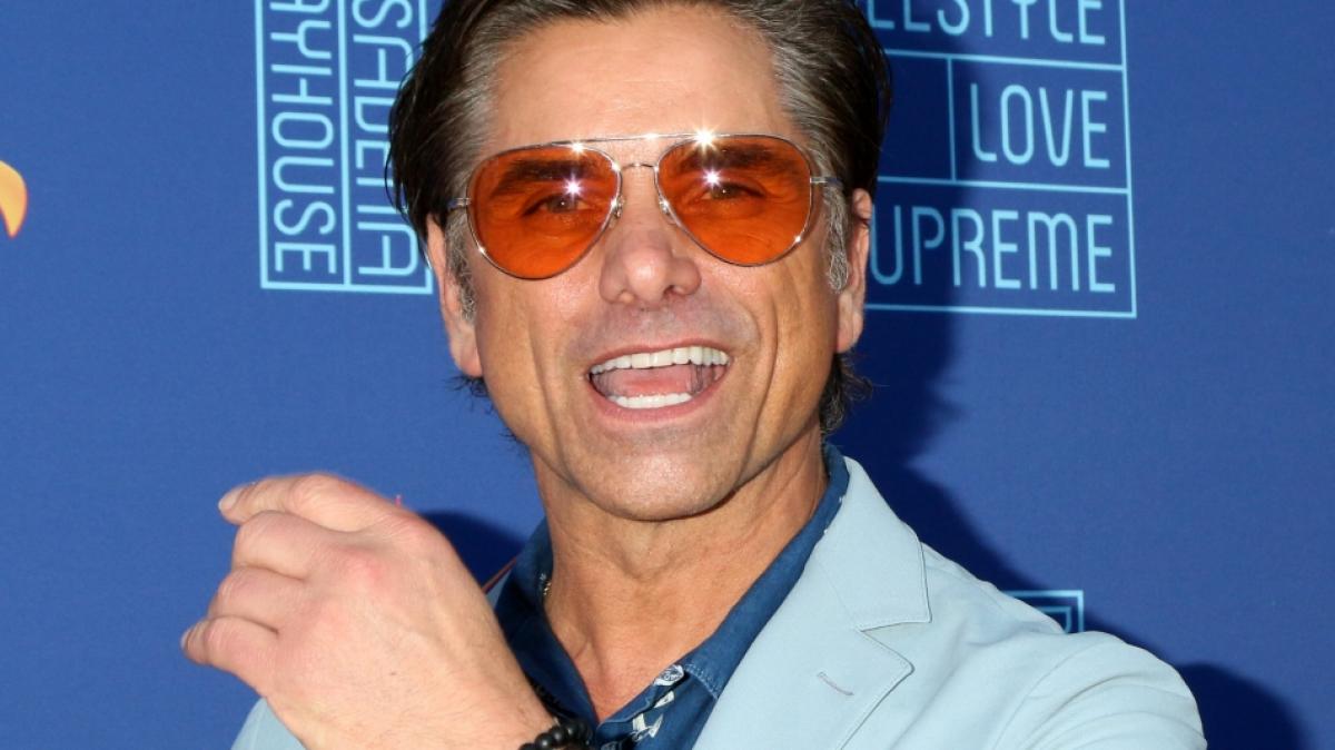 John Stamos erwischte seine Freundin beim Fremdgehen. (Foto)
