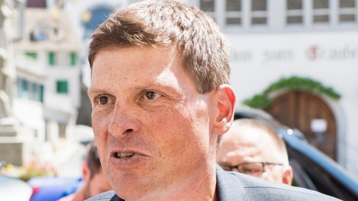 Nach einem Zwischenfall auf Mallorca ist Jenny Elvers in großer Sorge um Jan Ullrich.