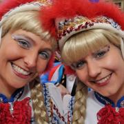 Ganz egal ob in Mainz, Köln oder sonst irgendwo: Die Funke-Mariechen dürfen beim Karneval nicht fehlen.