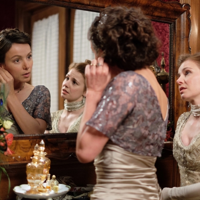 Für das Hotel setzt Anna Sacher ihre Familie aufs Spiel