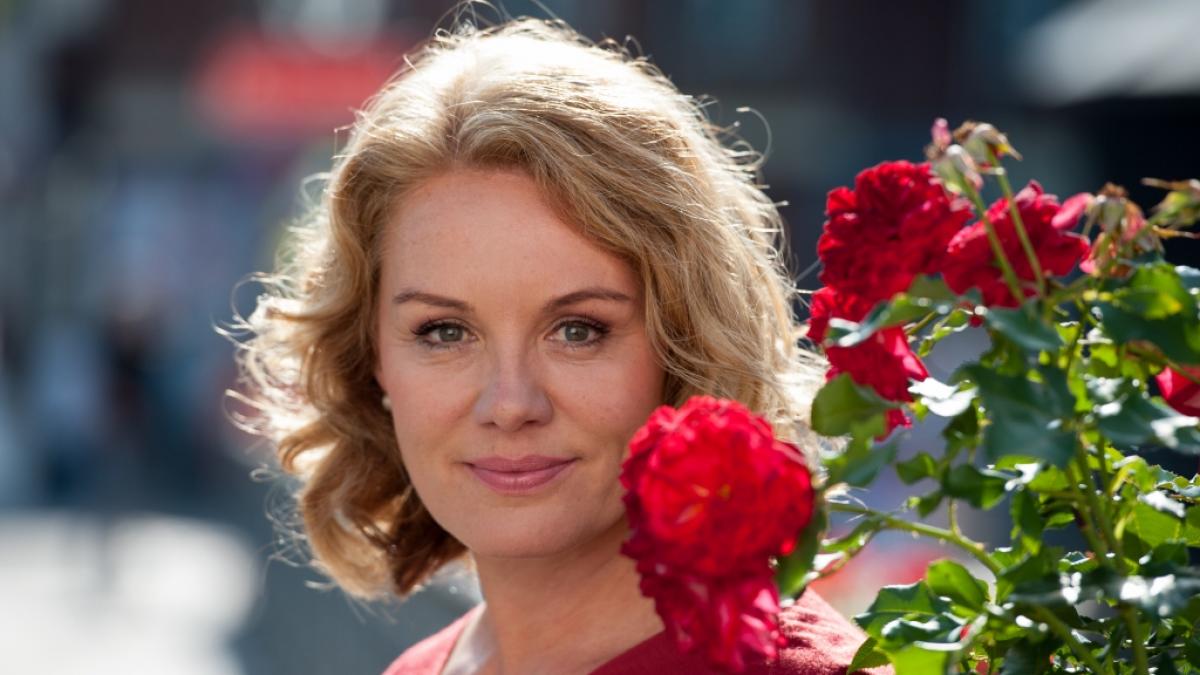 Maike Bollow trauert um ihre verstorbene Mutter. (Foto)
