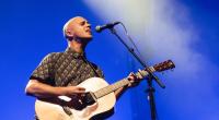 Sänger Milow in seinem Element.