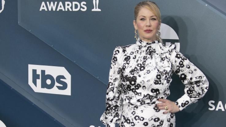 Einige fanden's hot, andere not: Christina Applegates Kleid bei den
