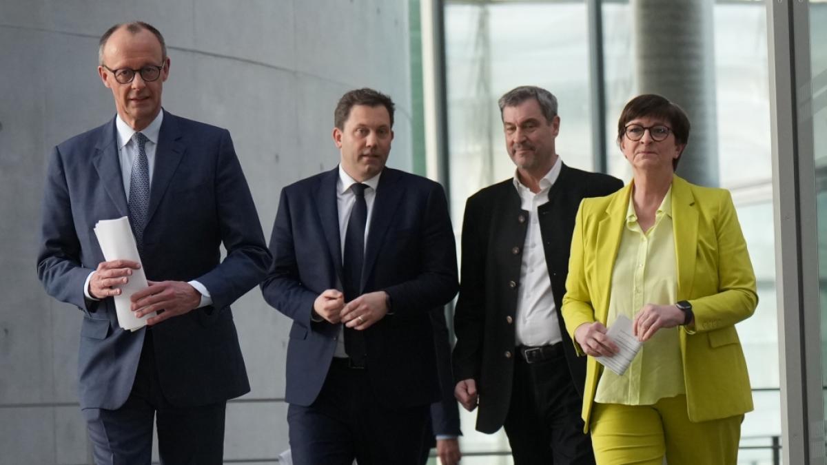 Bei den Koalitionsverhandlungen wollen Union und SPD binnen weniger Tage auf einen gemeinsamen Nenner kommen. (Foto)
