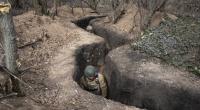 Ukrainische Soldaten in einem Graben an der Front: Mit welcher Taktik wollen sie die russischen Truppen stoppen?