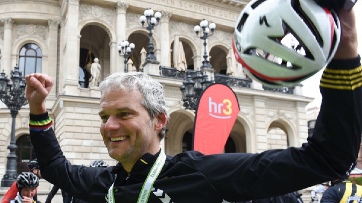 Thorsten Schr&ouml;der ist bekannt als Nachrichtensprecher im Fernsehen. (Foto)