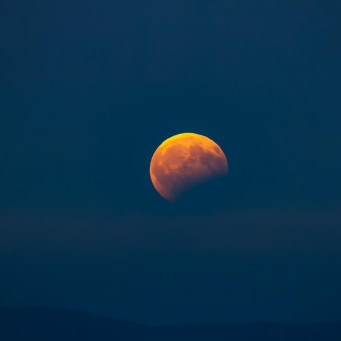 Super-Vollmond, Mondfinsternis und mehr im Herbst bewundern