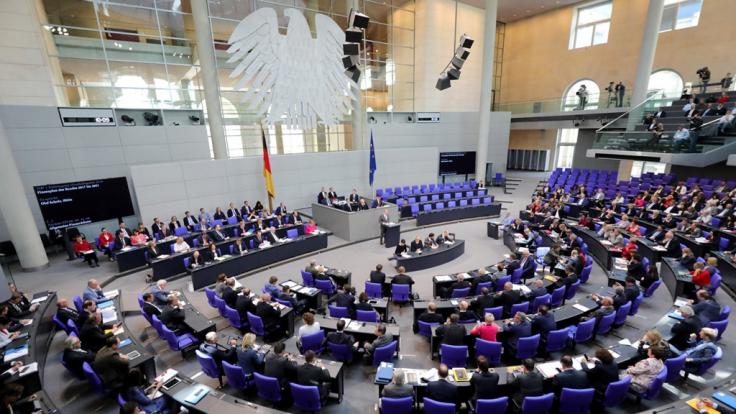 Die Kosten für den Bundestag sind enorm explodiert.