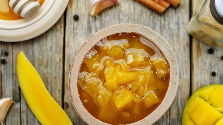 Edeka und Marktkauf rufen aktuell ein Mango-Chutney zurück.