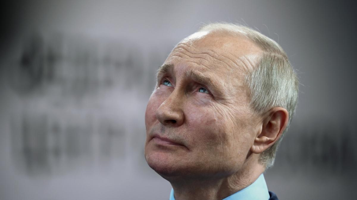 Wladimir Putin tobt! In Russland steht erneut ein Tanklager in Flammen. (Foto)