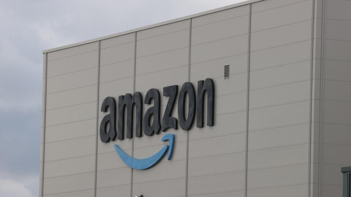 Amazon verkaufte pro-russische Propaganda-T-Shirts. (Foto)
