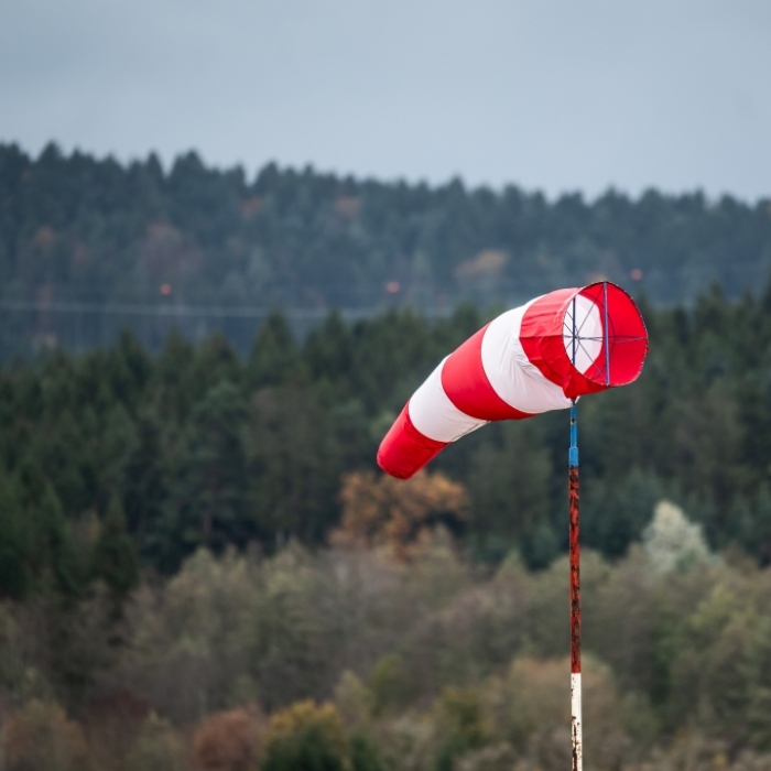 Jerichower Land - DWD warnt vor Windböen