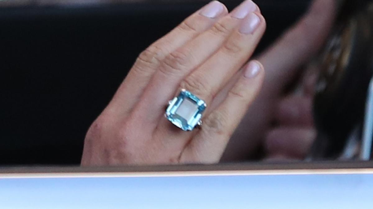Dieser sagenhafte Aquamarin-Klunker geh&ouml;rte einst Prinzessin Diana - Meghan Markle durfte den Ring zu ihrer Hochzeitsfeier tragen. (Foto)