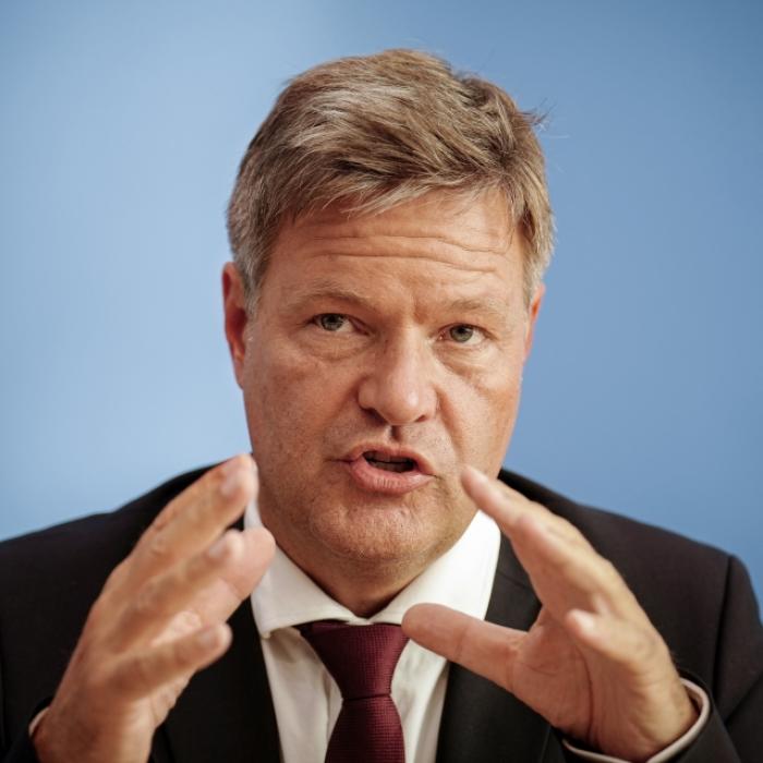 AKW-Vorschlag nicht durchdacht? TÜV-Chef zerreißt Pläne des Wirtschaftsministers