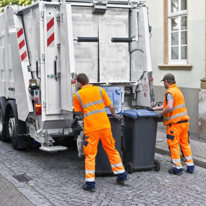 Rollator-Oma (88) von Müllauto überfahren - tot!