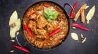 Mehrere Curry-Fertiggerichte werden aktuell im Rahmen eines Produktrückrufes zurückgerufen (Symbolbild).