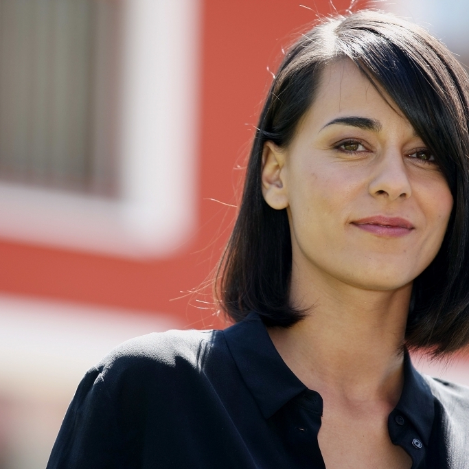 Privat ermittelt die schöne Madita lieber ohne Partner