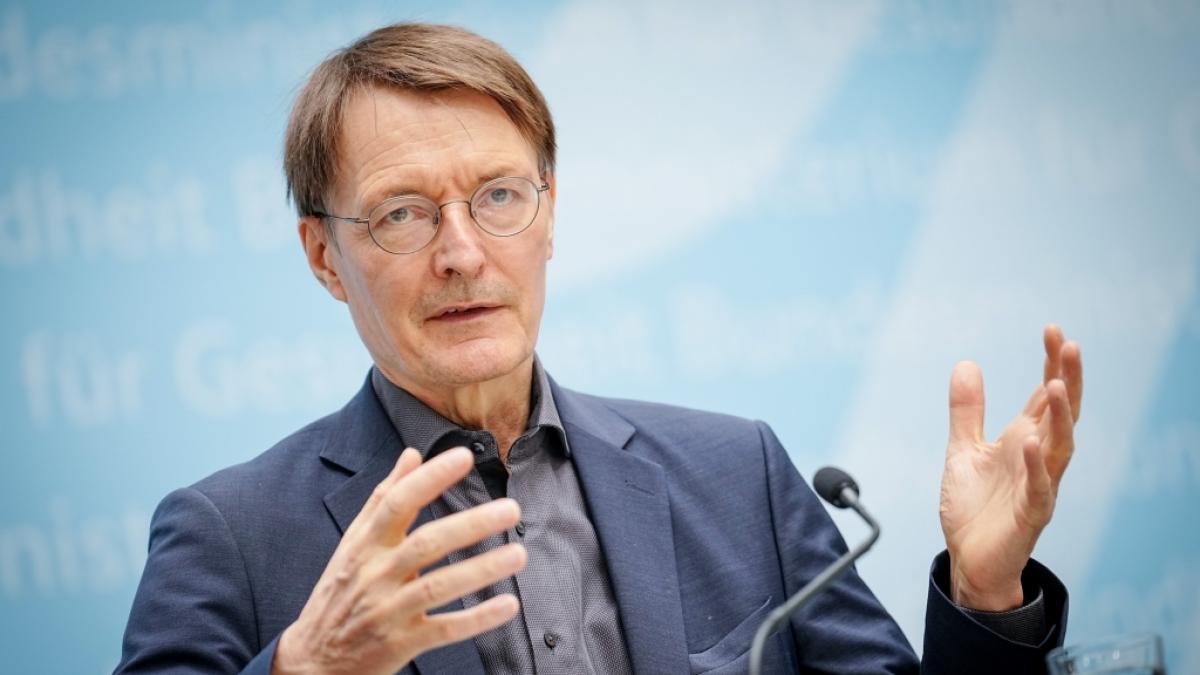 Karl Lauterbach &auml;u&szlig;erte sich bei "maischberger" am 21.09.2022 zu den neuen Corona-Regeln. (Foto)