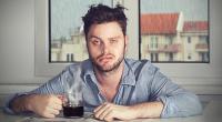 Mit Kaffee und Schlaf innerhalb von 20 Minuten wach!