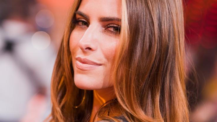 Sophia Thomalla zeigt sich selten lachend.