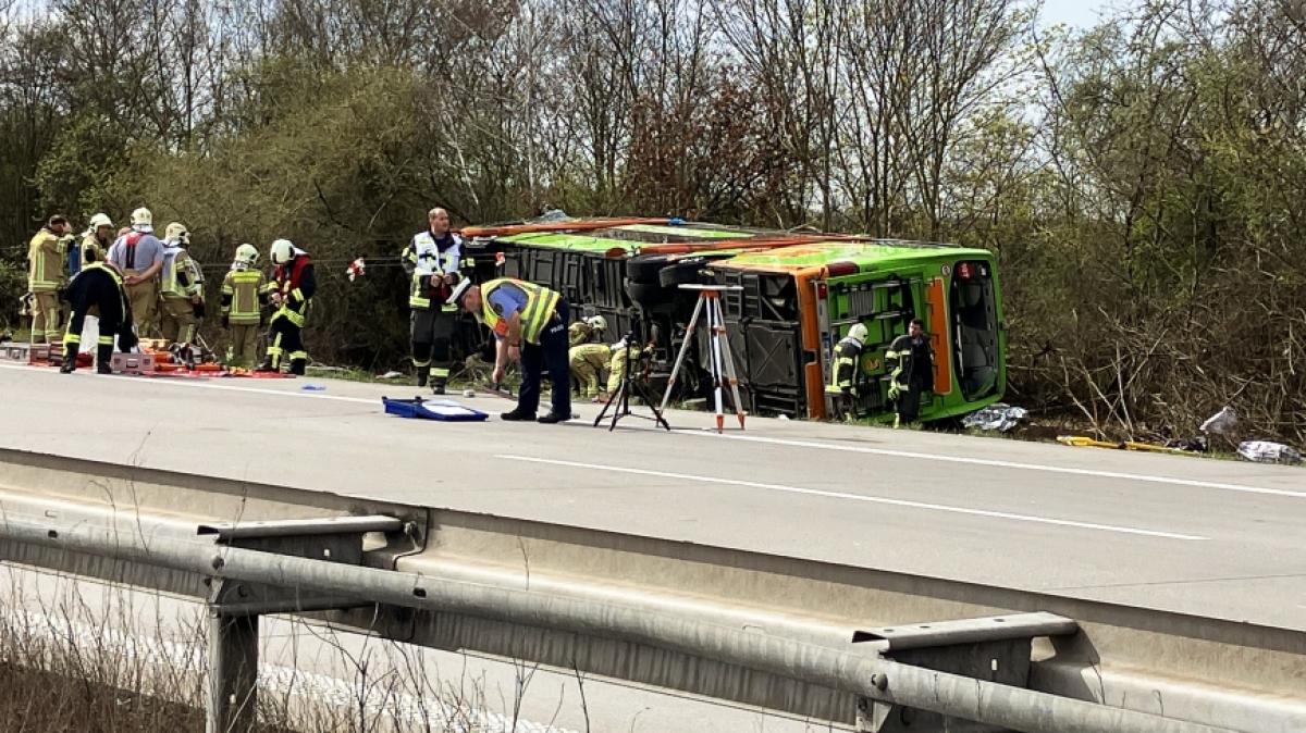 Auf der A9 ist es bei Leipzig zu einem Horror-Unfall gekommen. (Foto)