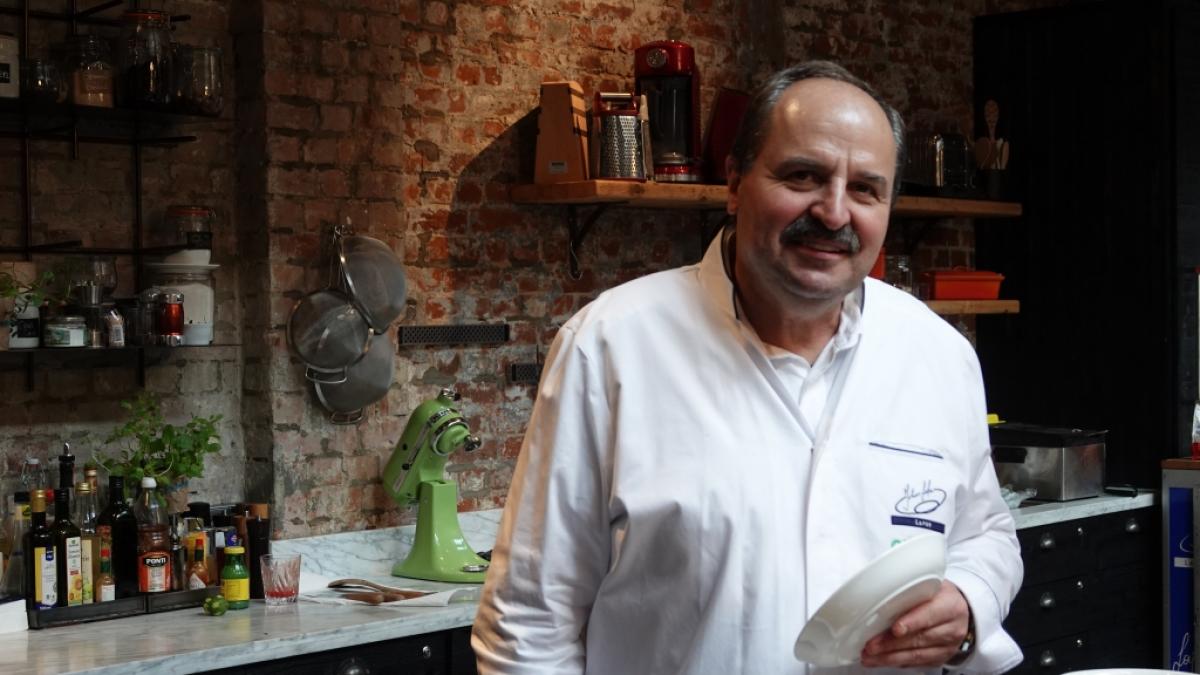 Star-Koch Johann Lafer (68) ber&uuml;hrte nach dem Bekanntwerden seiner Krebs-Diagnose in der TV-Show "Grill den Henssler" die Zuschauer. (Foto)