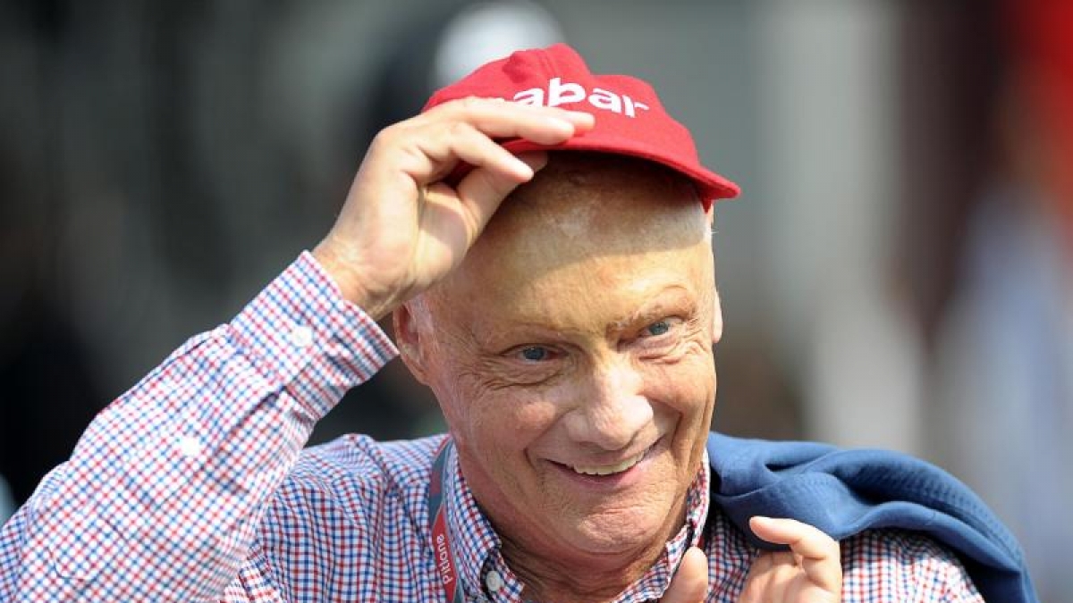 Niki Lauda verunglückte 1976 beim Formel-1-Rennen auf dem Nürburgring schwer. Er zog sich schlimmste Verbrennungen und Verätzungen der Lunge zu. (Foto)