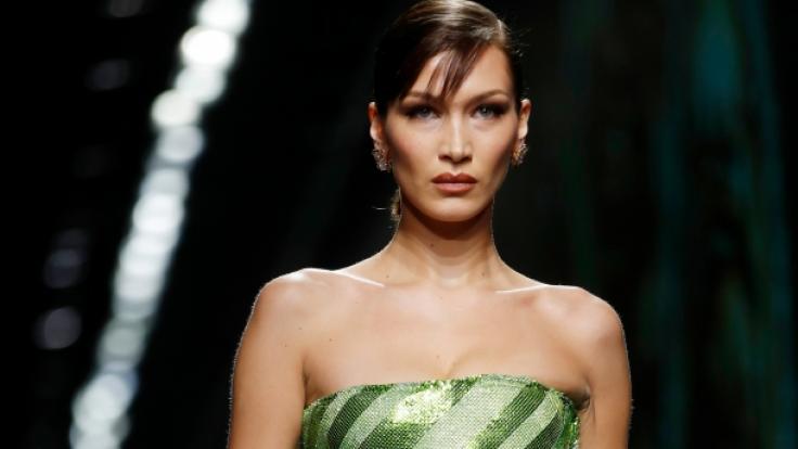 Bella Hadid beglückt Fans wieder mit halbnackten Fotos auf Instagram.