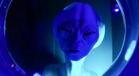 Zahlreiche Abbildungen belegen es: So stellen sich die meisten Menschen ein Alien vor.