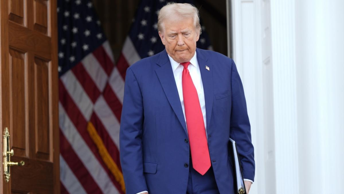 Donald Trump soll w&auml;hrend des Parteitags der Demokraten zuhause Golf gespielt und geschmollt haben. (Foto)