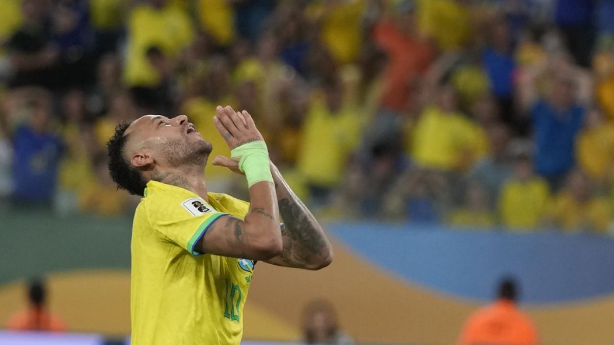 Brasiliens Star-Fu&szlig;baller Neymar bangt um seine neugeborene Tochter: Die kleine Mavie sollte offenbar entf&uuml;hrt werden. (Foto)