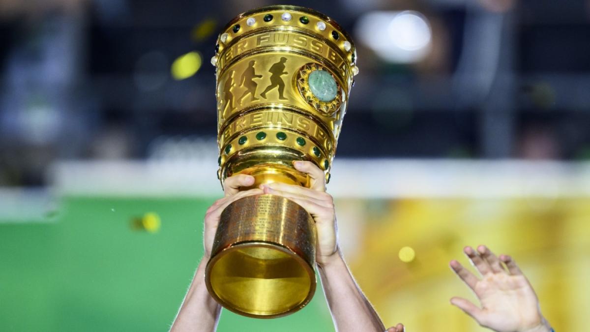 Der Gewinn des DFB-Pokals ist neben dem Meisterschaftstitel eines der gr&ouml;&szlig;ten Ziele deutscher Fu&szlig;ball-Vereinsmannschaften. (Foto)