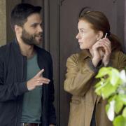 Ex-Stasi Spionin Anne Marie Fuchs (Lina Wendel) und Youssef El Kilali (Karim Cherif) ermitteln gemeinsam.