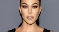Kourtney Kardashian verzückt ihre Fans im Neon-Bikini.