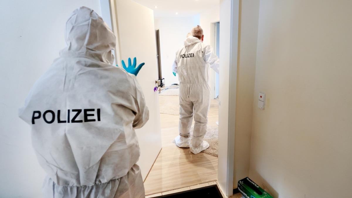 Nach dem Tod von zwei Seniorinnen und dem &Uuml;berfall auf einen Rentner in der Region Schw&auml;bisch Hall hat die Polizei einen Verd&auml;chtigen festgenommen. Nun steht der Verdacht im Raum, es k&ouml;nnten weitere Morde auf das Konto des 31-J&auml;hrigen gehen. (Foto)