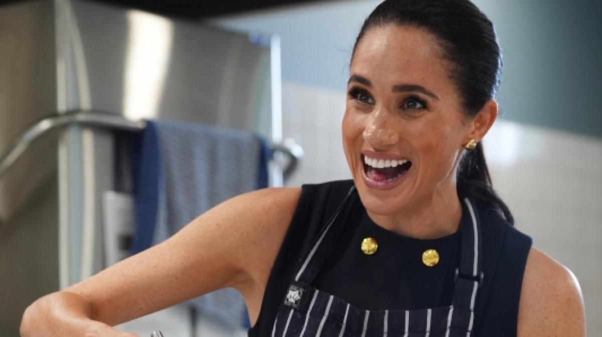 In der K&uuml;che f&uuml;hlt sich Meghan Markle nach eigenem Bekunden am wohlsten - bei "MasterChef Australia" durfte die Herzogin von Sussex nun Gast-Jurorin spielen. (Foto)