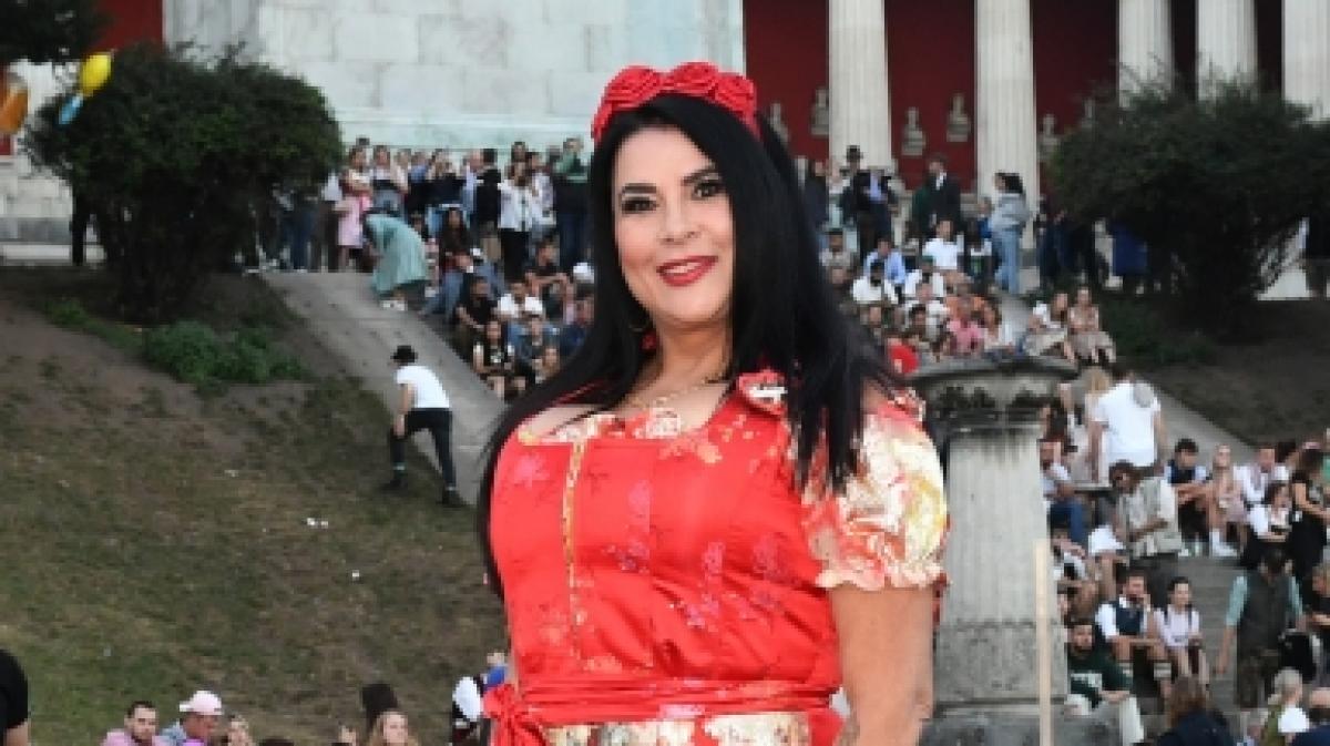 Iris Klein ist nicht l&auml;nger solo unterwegs: Ihr neuer Freund Stefan w&uuml;rde die Katzenberger-Mama sogar vom Fleck weg heiraten. (Foto)